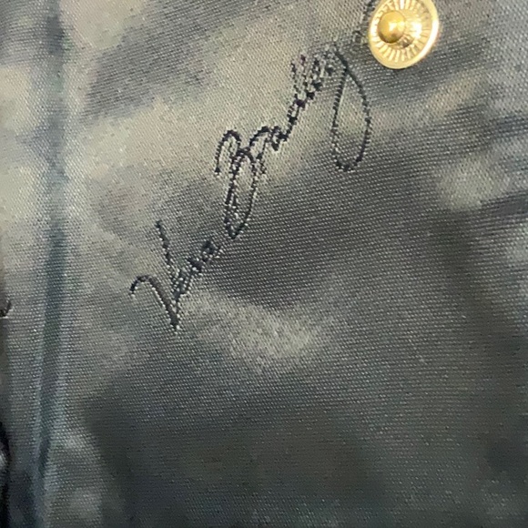 Vera Bradley Paisley Wallet (GUC)❤️🤍💙 - Picture 6 of 11